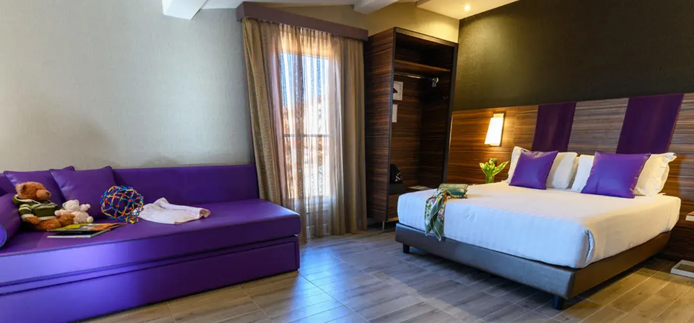 Family Room - The Republic Hotel
